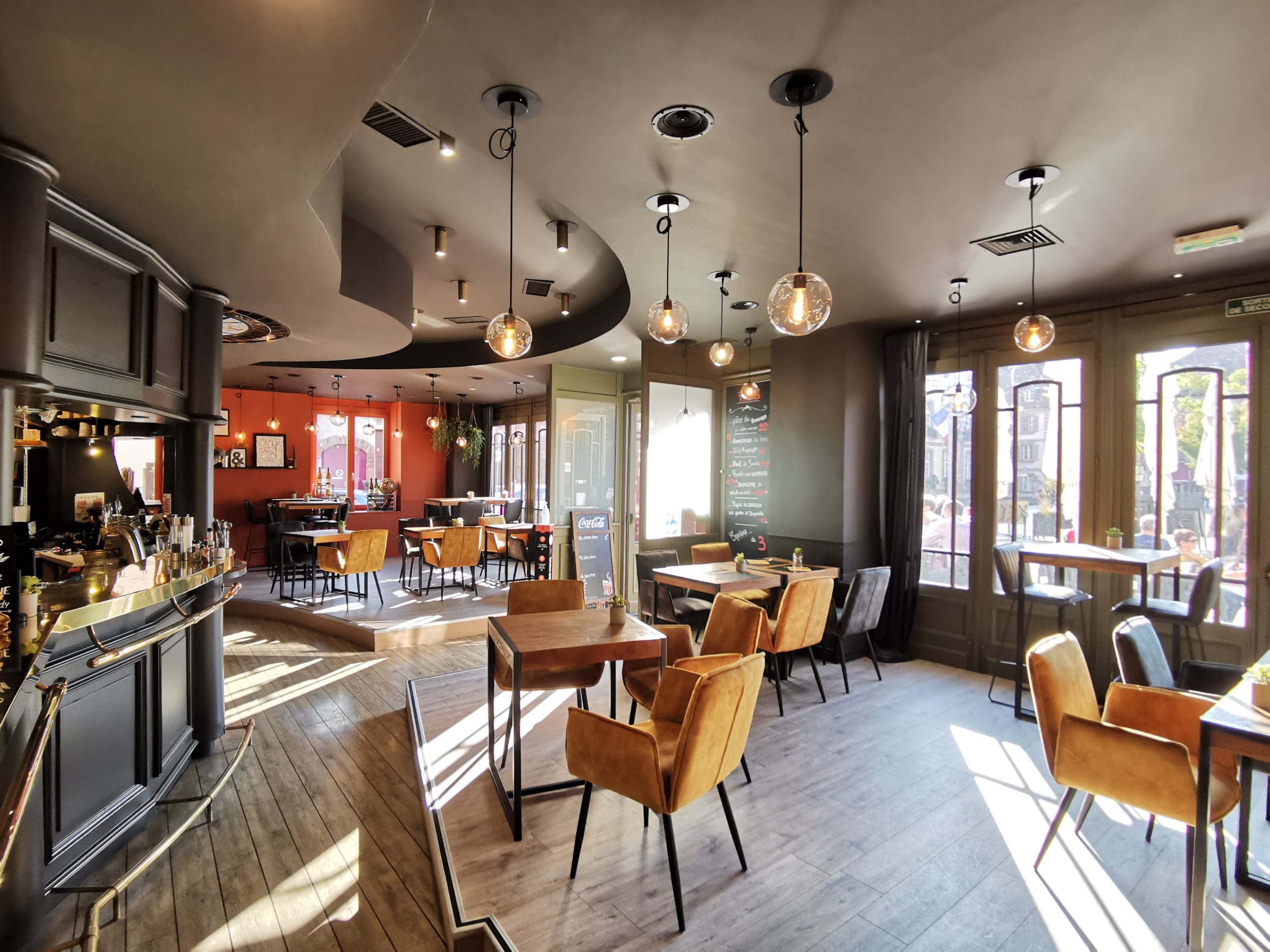 EM Décoration d'intérieur - Le Trois - Salle complète EM Décoration d'intérieur - Le Trois - Salle complète